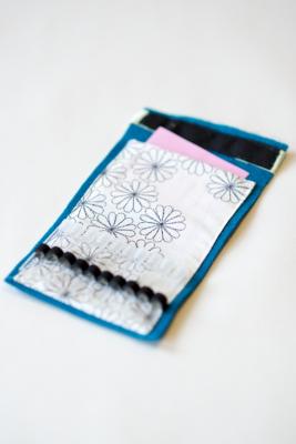Taschenapotheke-hellblau-2