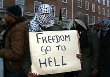 2006_02_03t215525_450x314_us_religion_cartoons_media