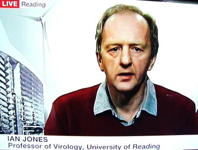Professor <b>Ian Jones</b> .....vorzeitige Entwarnung- Screenshot: Dr. v. - Picture-or-Video-00297