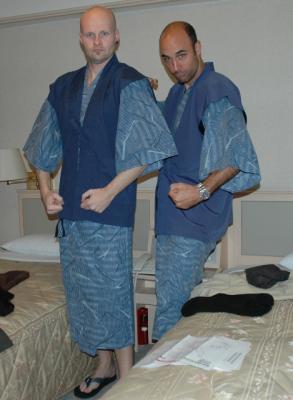 axel-und-chris-im-pyjama