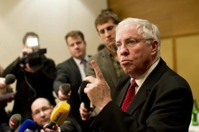 Blocher während eines Zeitungsinterviews
