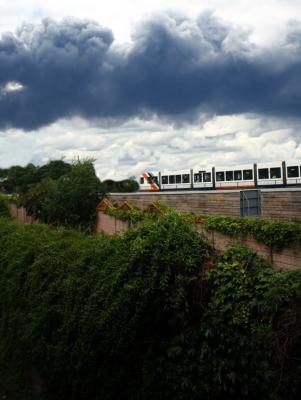 Unwetter / Wolken / Straßenbahn 