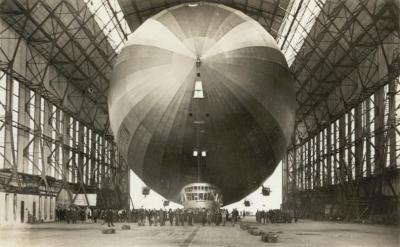 07-09-Graf-Zeppelin-Hangar