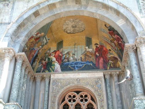 800px-Basilica_San_Marco_Detail_-28Venice-29