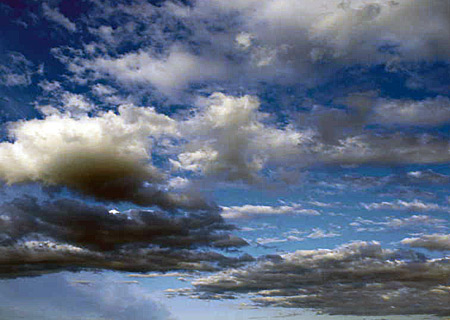 intro_wolken_g1