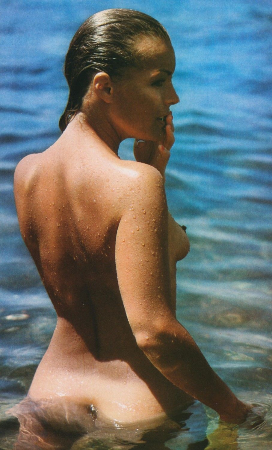 Romy Schneider badet nackt