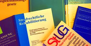 Der Bund der stalinistisch Verfolgten, Landesverband Sachsen e.V. fordert eine Beweislastumkehr im Rehabilitierungsgesetz zu verankern, nachdem gestern die Stasi-Richtlinie aufgetaucht ist, wonach politisch missliebige Personen in der DDR zur Kündigung ihrer Arbeitsstelle gedrängt wurden. Der Bund der stalinistisch Verfolgten, Landesverband Sachsen e.V. fordert eine Beweislastumkehr im Rehabilitierungsgesetz zu verankern, nachdem gestern die Stasi-Richtlinie aufgetaucht ist, wonach politisch missliebige Personen in der DDR zur Kündigung ihrer Arbeitsstelle gedrängt wurden.