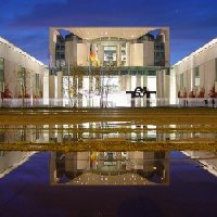 Bombenalarm-Kanzleramt-Paket-Bombe-Paketbombe-Berlin-250x250_200x200