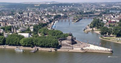 Zusammenfluss-von-Rhein-und-Mosel-bei-Koblenz-Deutsches-Eck