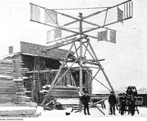 726px-Fotothek_df_rp-b_0190056_Leipzig-Sellerhausen-Stuenz-_Windmotor-_aus-_Der_Leipziger_vom_9-3-1907