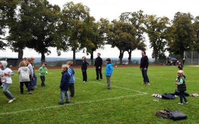 Volkerball-Eltern-gegen-Kids