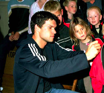 QUH: Hochzeit von Michael Ballack in Berg: Bürgermeister ...