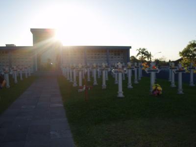 friedhof-gegenlicht