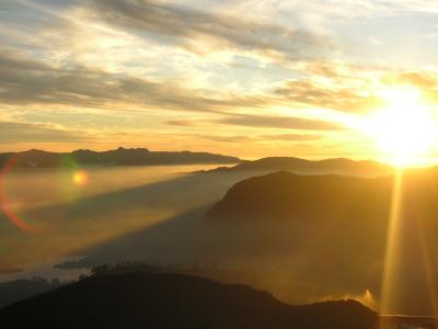 Sonnenaufgang-beim-Adams-Peak