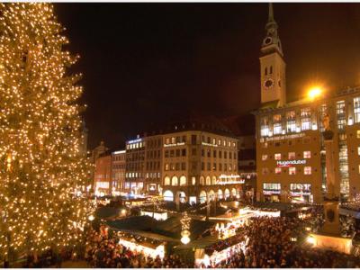 845931829-muenchner-weihnachtsmarkt-marienplatz-9