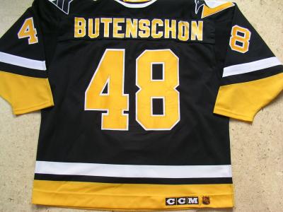 Butenschoen-Penguins-97-98-Away-Pre-Back
