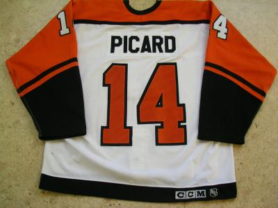 Picard-Philli-00-01-Home-Back