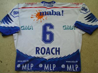 Roach-Saison-2001-02-Home-Back