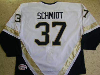 Schmidt-Colorado-01-02-Home-Back