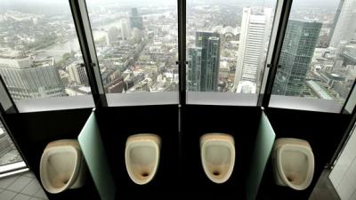 toilette-commerzbank-frankfurt-540x304
