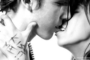 kiss_me_by_josemanchado