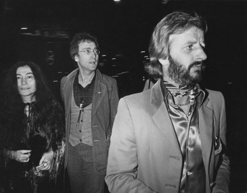 John, Ringo & Yoko verbringen den Abend im Roxy