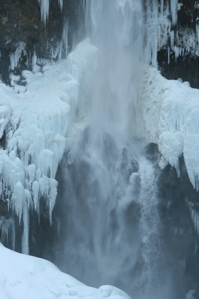 wasserfall-nah
