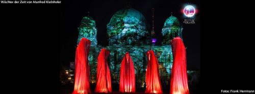 festival-of-lights-berlin-time-guards-sculpture-art-arte-arts-manfred-kielnhofer-foto-frank-herrmann