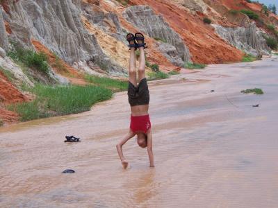 handstand-Megan-fairy-Stream