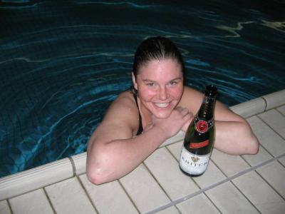 pool-6-