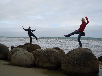 moeraki-boulders