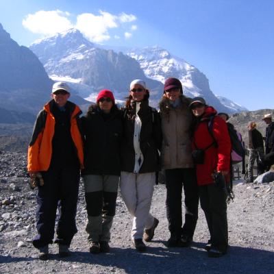 Columbia Icefield - Athabasca Glacier - Suntrek Girls