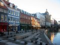 Hafenpromenade in Aarhus mit Cafes und Bars