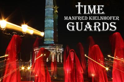 time-guards-festival-of-lights-lumina-licht-berlin-fine-light-art-show-siegessaele-waechter-der-zeit-manfred-kielnhofer-ars-contemporary-public-art-design-sculpture-antiques
