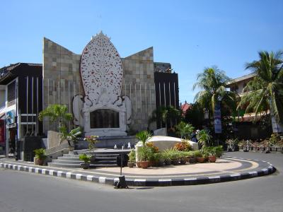 Bali-pic004-Kuta-memorial