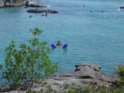 Anna-in-der-Lagune-in-Xel-Ha