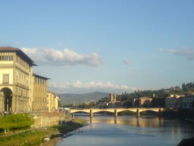 wahh...dieses bild sieht so gut aus!// Arno in Florenz