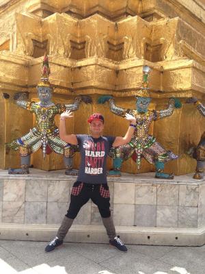 JX-0EWXBCrXB-ddcigx9boyglMkbGr5oMuNY8Qpfp3k3