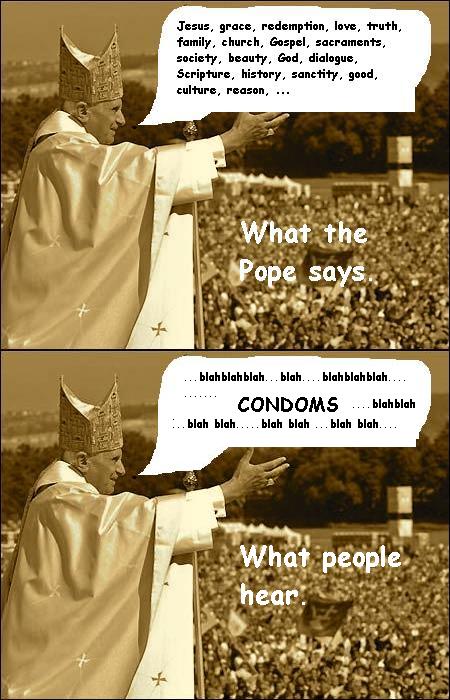 pope_benedict_crowd_bubble_whole2