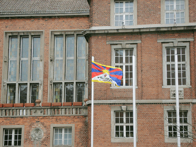 Tibetflagge-am-Frankfurter-Rathaus