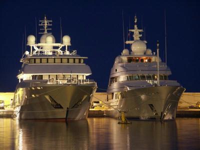 yacht