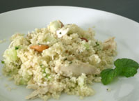 Sommerlicher Couscous-Salat mit Hähnchen und Minze