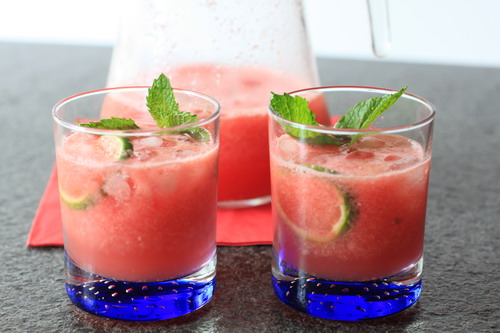 Wassermelone-Kokusnuss-Ingwer-Erfrischung