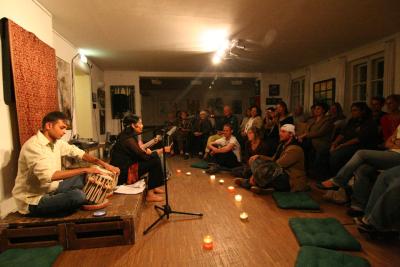 Konzert von Akshay, Anushka und Chitra in der Mohr-Villa