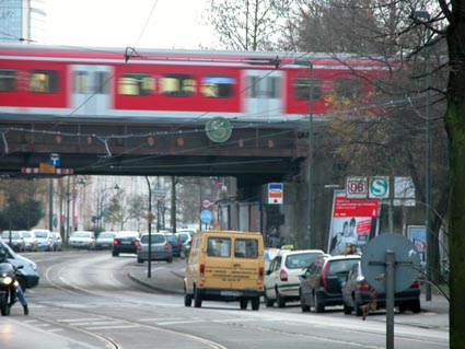 S-Bahn-Rath-Mitte
