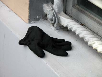 schwarzer-Handschuh