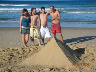 Unsere megageile Sandburg...
<br />
Sophie-Claire, Paul, Ich und Andreas