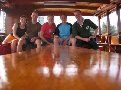 mit dem Boot rueber zur Insel mit dem Boot rueber zur Insel