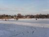 Nicht jedes Jahr ist der Holtsee so gefroren, daß sich viele Eiskunstläufer von nah und fern daran erfreuen können...