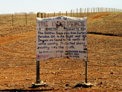 Schild am "Großen Australischen Hundezaun"